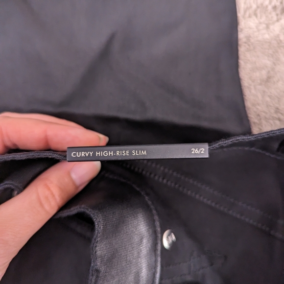 Banana Republic Black Coated Jeans, Size 26/2, NWT! - Picture 7 of 8